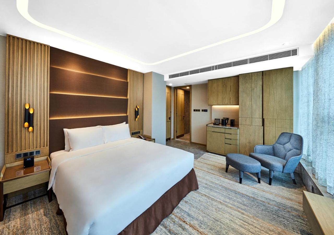 Oasis Aurum 181 Hotel Hong Kong Exterior photo