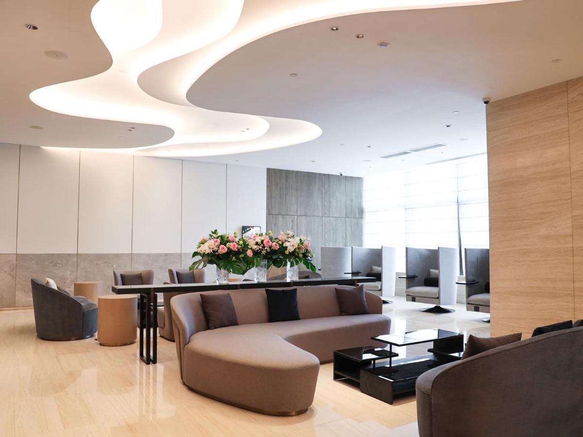 Oasis Aurum 181 Hotel Hong Kong Exterior photo